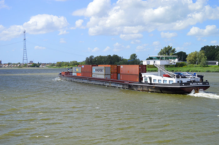 container%20barge%205.jpg